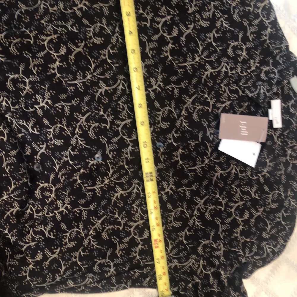 Jjill Button down Tunic - Picture 6 of 7